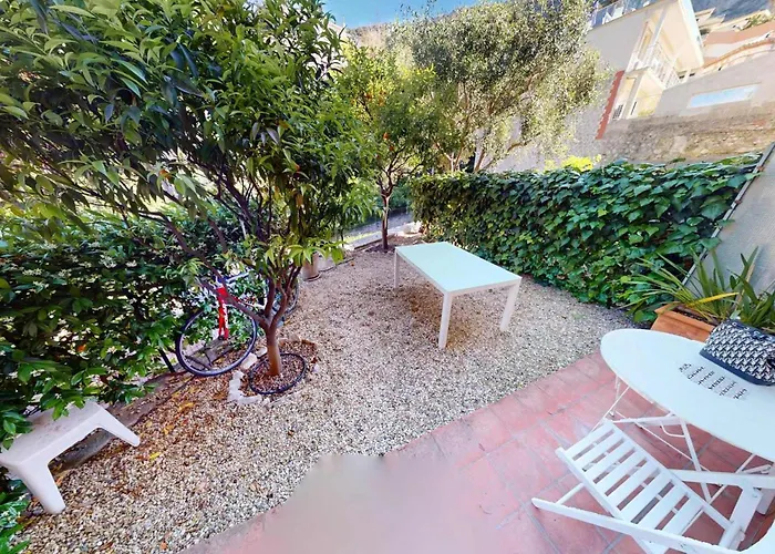 Διαμέρισμα Calme 2p Avec Terrasse Et Jardin, Parking Et Piscine - Fr-1-196-382