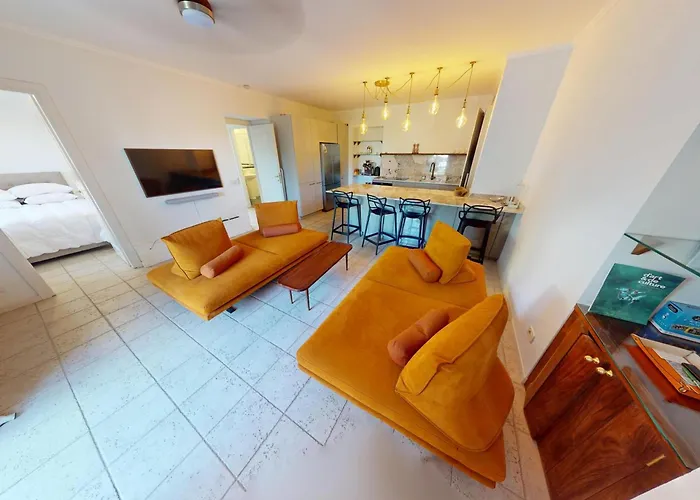 Calme 2p Avec Terrasse Et Jardin, Parking Et Piscine - Fr-1-196-382 *