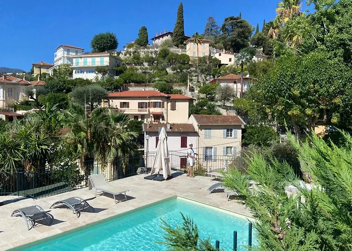 Calme 2p Avec Terrasse Et Jardin, Parking Et Piscine - Fr-1-196-382 * Мантон